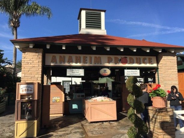 anaheim produce quick service disney's hollywood studios sunset boulevard sunset ranch market disney dining plan frozen margaritas draft beer