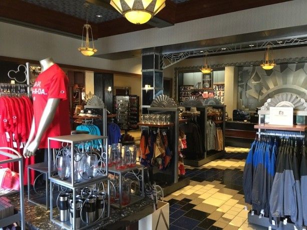 Disney's Hollywood Studios gift shops and shopping merchandise