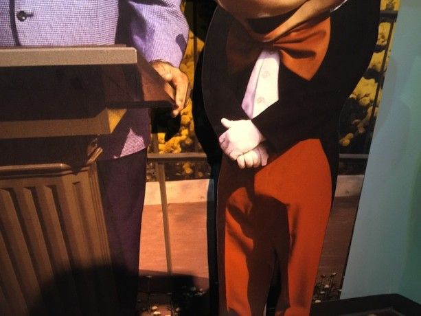 Disney's Hollywood Studios Attractions One Man's Dream Roy Disney 5 finger mickey