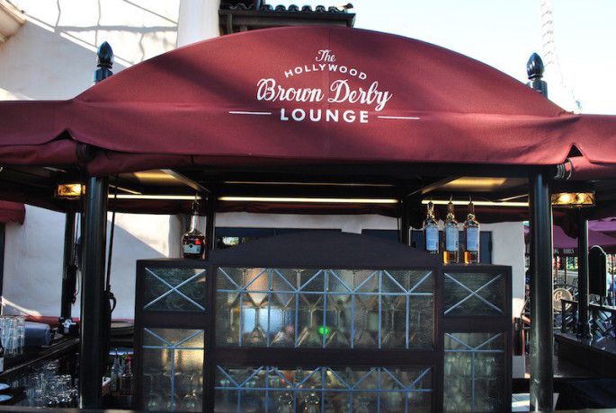 disney's hollywood studios restaurant table service lounge bar disney dining plan menu