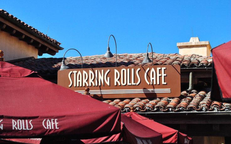 Disney's Hollywood Studios quick service breakfast dining plan cinnamon rolls menu
