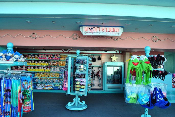 disney's hollywood studios shopping gift shop disney plush merchandise