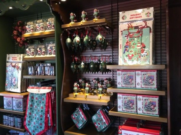 walt disney world magic kingdom shopping gift shops christmas merchandise liberty square