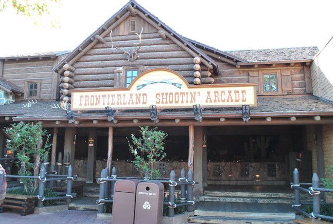 Walt Disney World Magic Kingdom Frontierland Target range shooting range