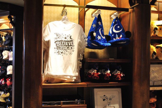 Walt Disney World Magic Kingdom gift shop shopping disney princess merchandise