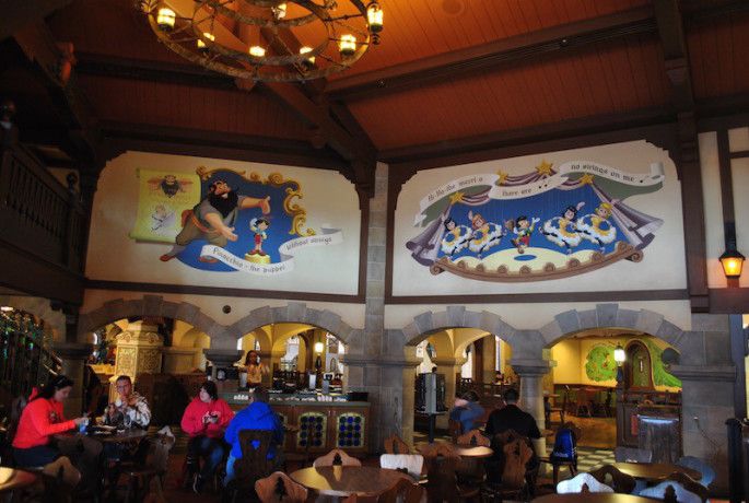 walt disney world magic kingdom dining quick service menu locations fantasyland