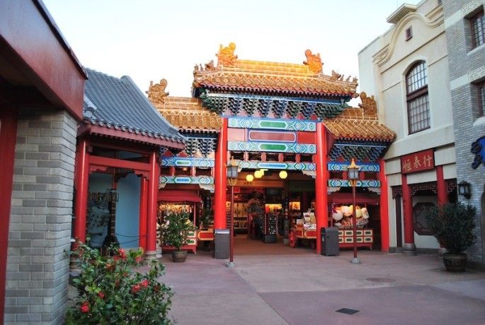 Walt Disney World Epcot gift shops shopping best authentic food and souvenirs