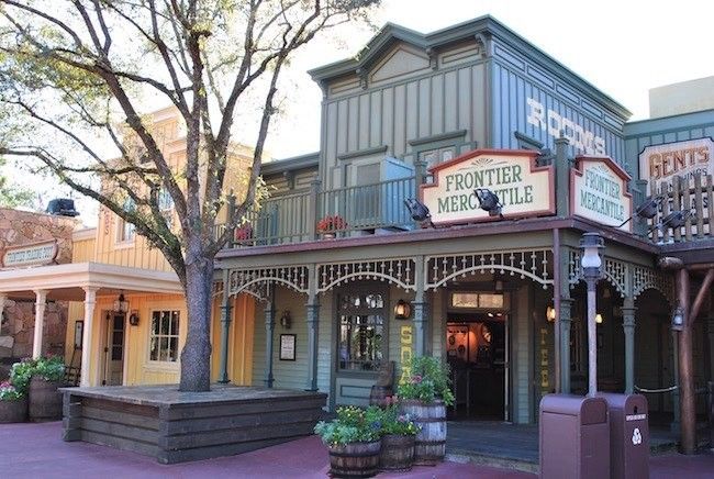 walt disney world magic kingdom shopping gift shops frontierland pin trading best shops