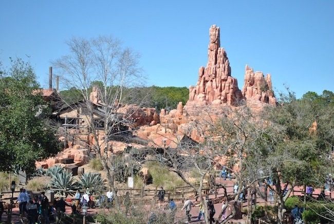 walt disney world magic kingdom liberty belle rivers of america boat