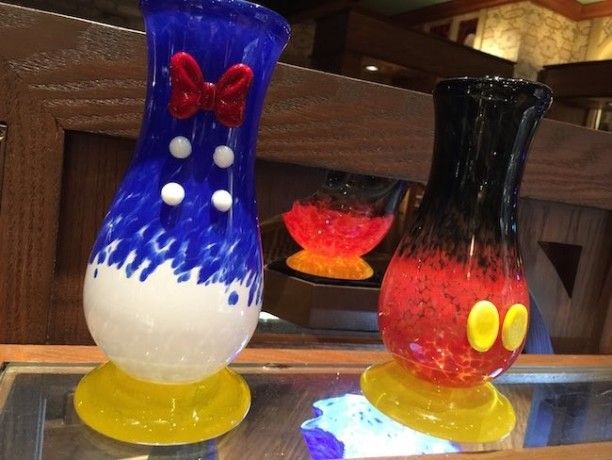 walt disney world magic kingdom art shopping arribas brothers disney crystal