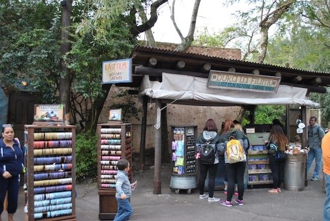 walt disney world disney's animal kingdom best gift shops and shopping in disney world