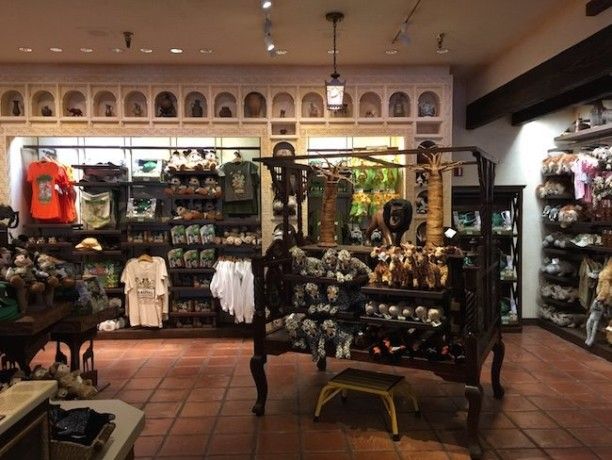 walt disney world disney's animal kingdom best gift shops and shopping for authentic african animal kingdom park merchandise