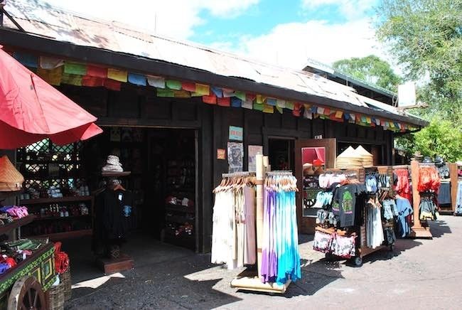 walt disney world disney's animal kingdom authentic park attraction gift shops and reviews in disney world