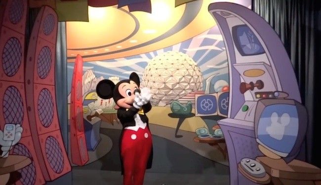 where can i meet mickey mouse in walt disney world