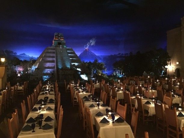 where can i find walt disney world dining and menus and reviews
