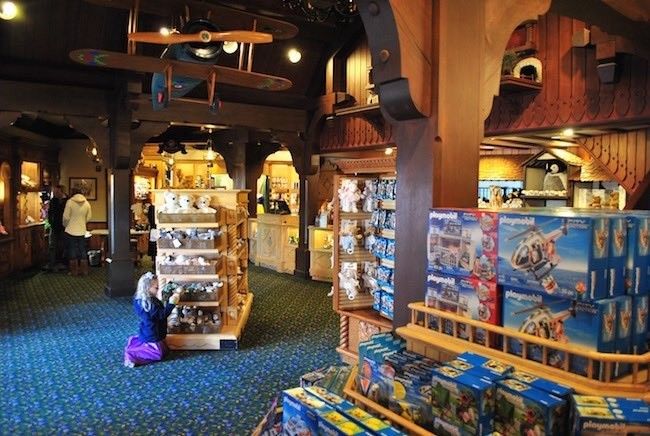 is there a toy store in walt disney world
