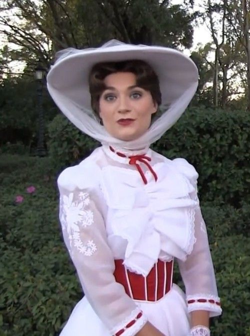 where can you meet mary pippins in disney