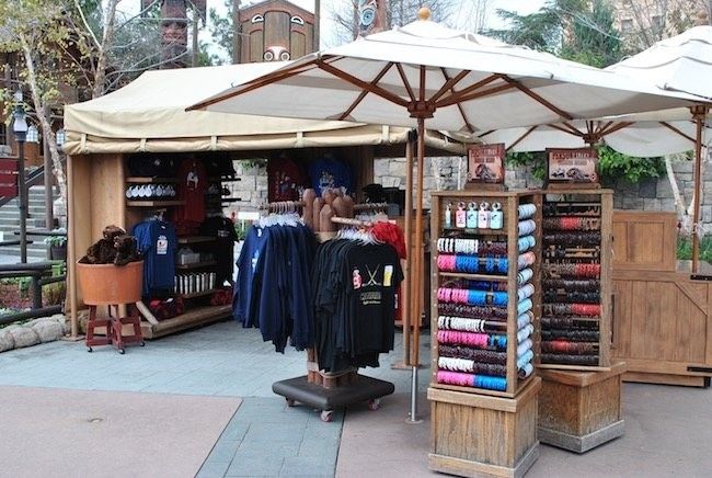 how many gift shops are there in walt disney world