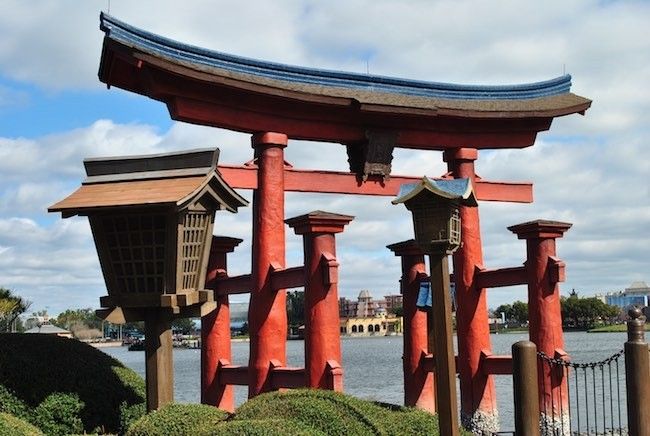japanese architecture in epcot's world showcase
