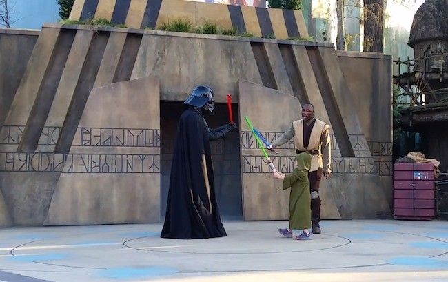 can you meet darth vader in disney world