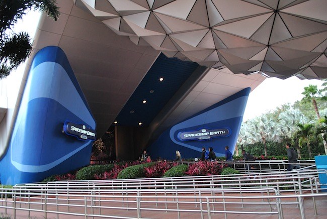 spaceship earth to close for refurbishment