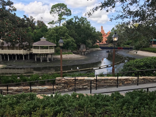 empty walt disney world rivers of america