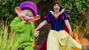 story book dining with snow white at wilderness lodge