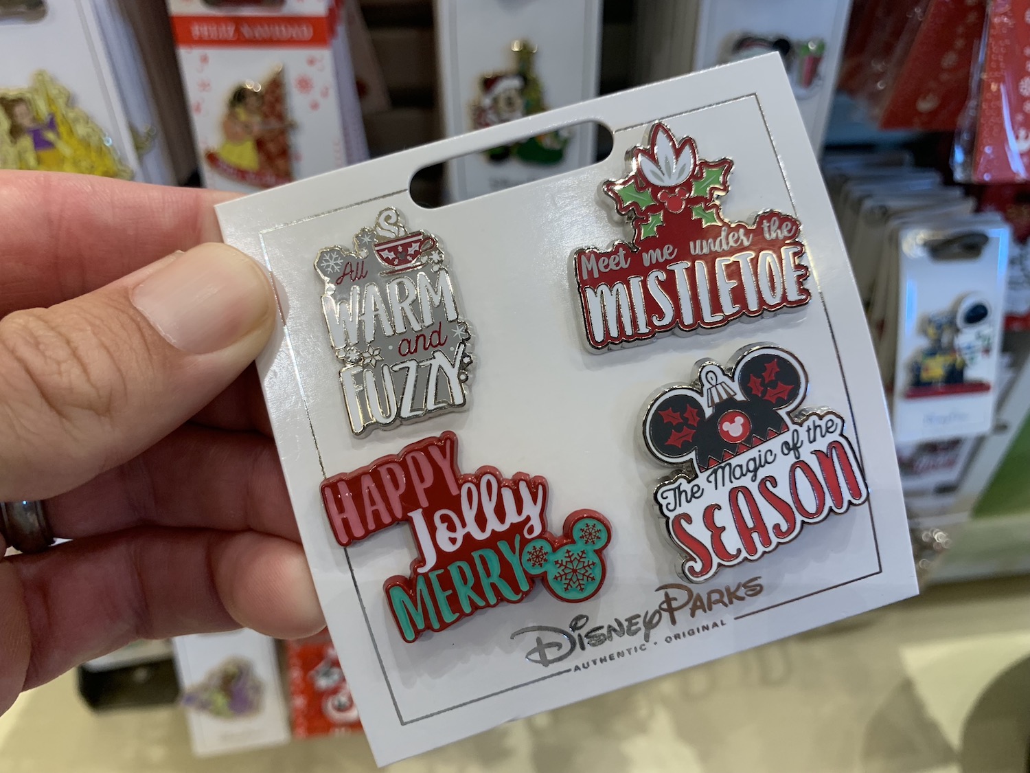 2018 disney pins christmas