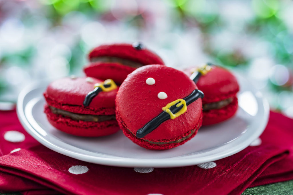 santa belt macarons at disney's hollywood studios