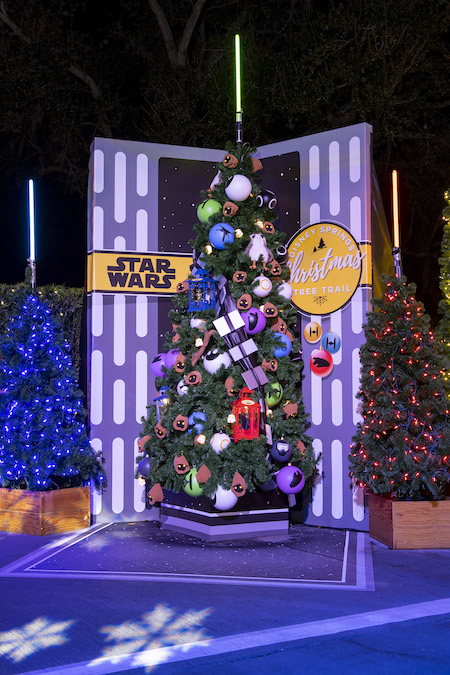 what time does the christmas tree trail open at disney springs