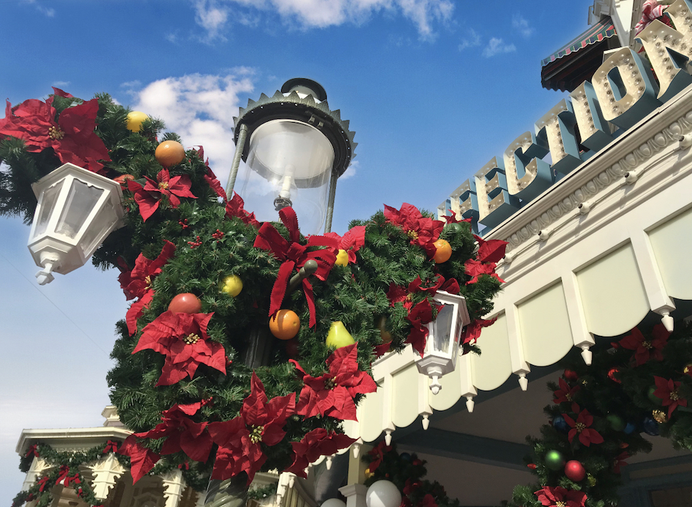 wait times at magic kingdom during christmas